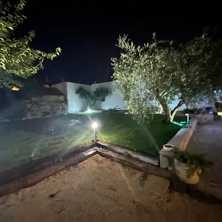 Trulli Di Acchino * Locorotondo