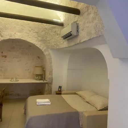 Trulli Di Acchino * لوكوروتوندو
