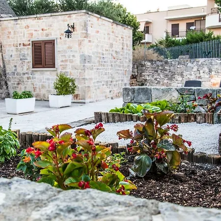 Trulli Di Acchino * لوكوروتوندو